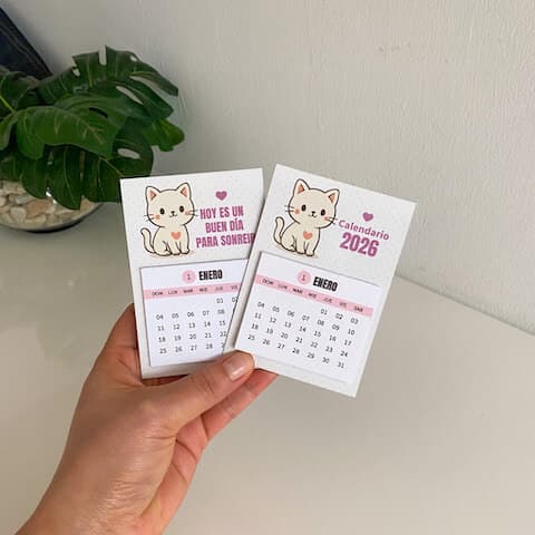 Descarga Gratis un mini calendario imantado - Slide 2